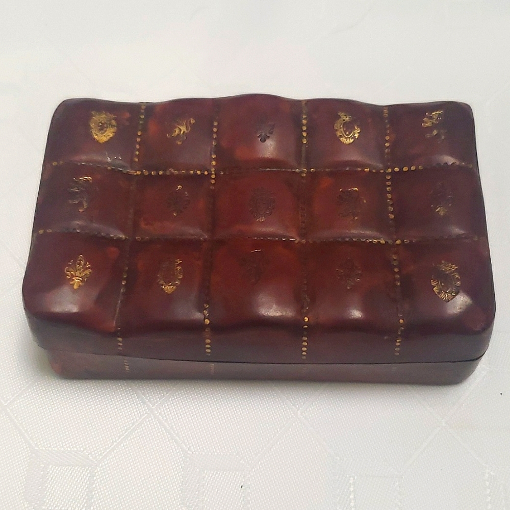 Italian Genuine Calf Leather red box "quilted" gold embossed